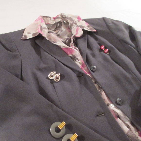 Calvin Klein Jackets & Blazers - CALVIN KLEIN 100% WOOL CHARCOAL GREY BLAZER/JACKET